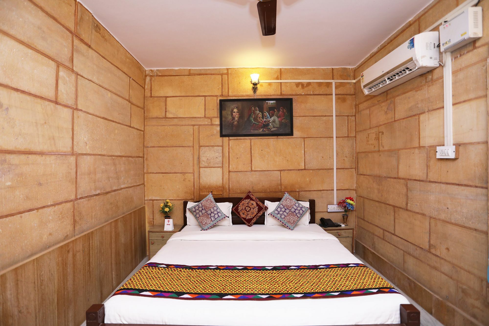 Oyo Townhouse 028 Corporate Suite Noida Kültér fotó